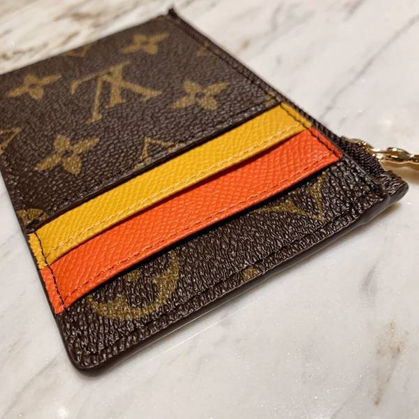 頂級1:1 新款 LOUIS VUITTON 小熊卡包零錢包 7 頂級1:1 新款 LOUIS VUITTON 小熊卡包零錢包