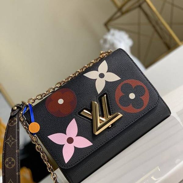 頂級1：1 lv Twist 牛皮翻蓋斜挎包