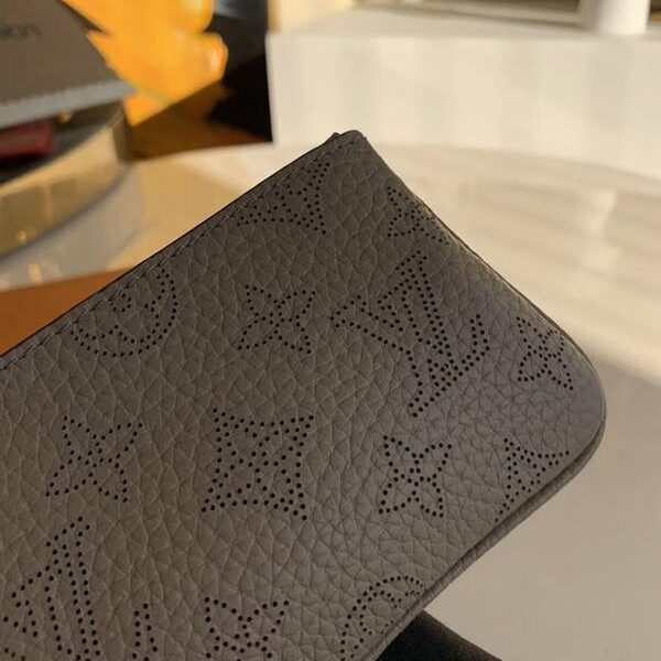 頂級原單 lv 杏色 Zippy零錢包 10 頂級原單 lv 杏色 Zippy零錢包