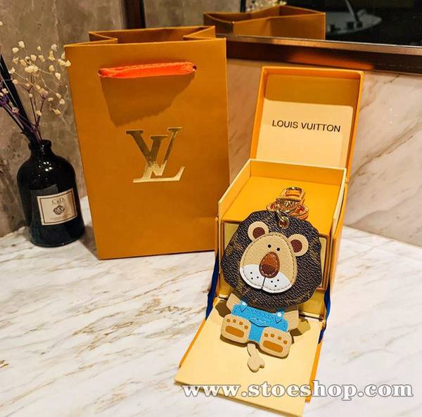 高仿 LV 夏季新款 老花獅子鑰匙圈 包吊飾件 3 高仿 LV 夏季新款 老花獅子鑰匙圈 包吊飾件