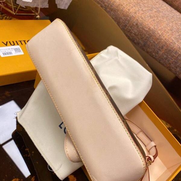 高仿lv挎包 熊貓 村上隆 （DOB先生）中古托特包