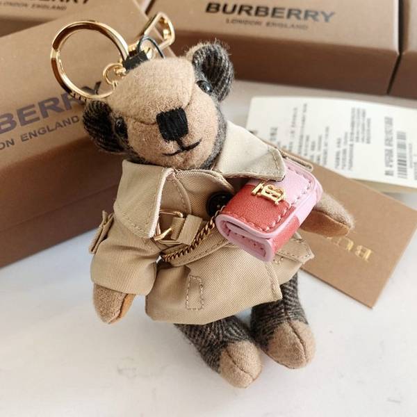 BURBERRY 新款 風衣小熊公仔 鑰匙圈 2 BURBERRY 新款 風衣小熊公仔 鑰匙圈