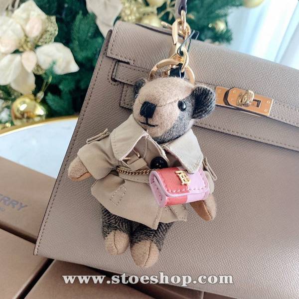 BURBERRY 新款 風衣小熊公仔 鑰匙圈 6 BURBERRY 新款 風衣小熊公仔 鑰匙圈