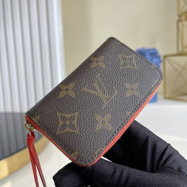 高仿包包lv短錢包,零錢包路易威登 M61299 Zippy Wallet 鎖拉開閉式片卡盒Multi Calt xxqb10488