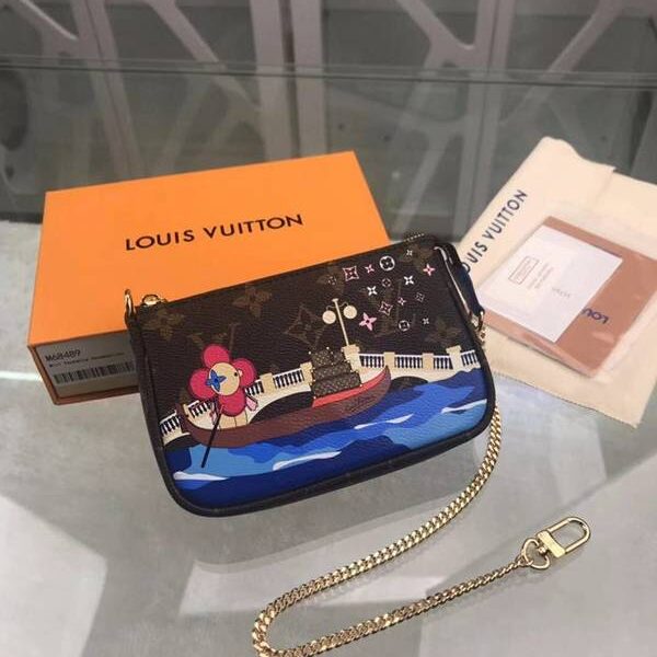 高仿精品批發lv挎包路易威登M68489 吉祥物 Vivienne 為 Mini Pochette Accessories 小手袋 乘坐鳳尾船暢遊威尼斯 xxqb10511