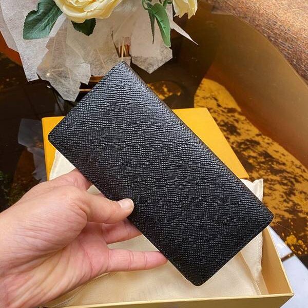 原單複製lv長錢包,西裝夾路易威登經典款西裝夾 M32572 可以裝零錢、信用卡和紙幣 xxqb10556