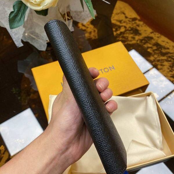 原單複製lv長錢包,西裝夾路易威登經典款西裝夾 M32572 可以裝零錢、信用卡和紙幣 xxqb10556