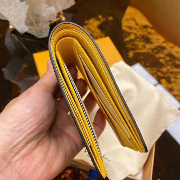 高仿lv短錢包路易威登M69253 Multiple 錢夾 Gaston Labels 限量版系列 xxqb10568 16 高仿lv短錢包路易威登M69253 Multiple 錢夾 Gaston Labels 限量版系列 xxqb10568