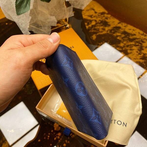 a貨lv卡包名片夾路易威登M64502藍色護照夾 xxqb10570 13 a貨lv卡包名片夾路易威登M64502藍色護照夾 xxqb10570