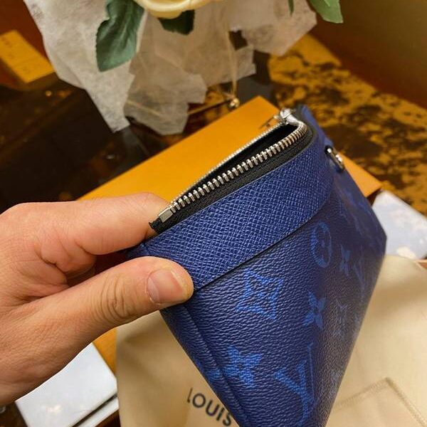 奢侈品lv長錢包路易威登M30278 藍色 DISCOVERY POCHETTE 手袋2019 春夏款 xxqb10572 17 奢侈品lv長錢包路易威登M30278 藍色 DISCOVERY POCHETTE 手袋2019 春夏款 xxqb10572