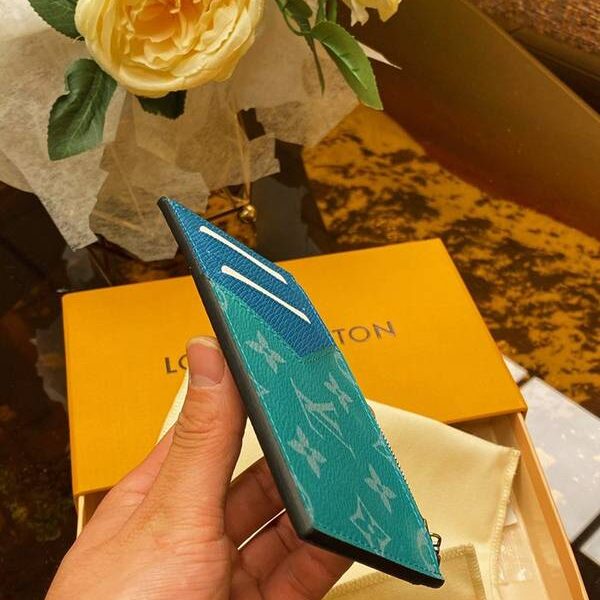 高仿名牌包lv卡包名片夾路易威登M30320綠色COIN 卡夾！ 有四個卡位和一個鈔票隔層 xxqb10577