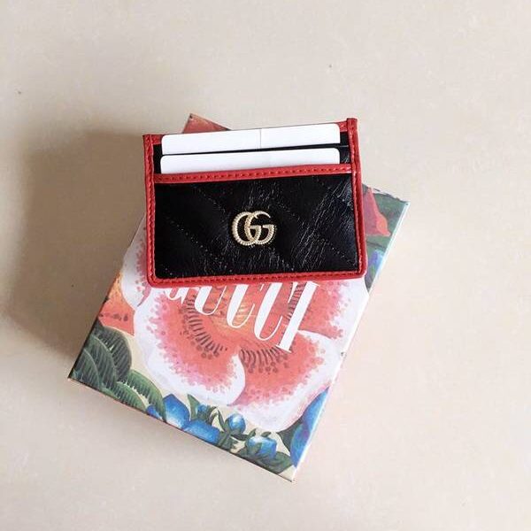 高仿網臺灣gucci卡包名片夾古馳2019早秋系列煥新詮釋GG Marmont系列小卡包 573812 黑，米白，杏拼黑xxqb10602