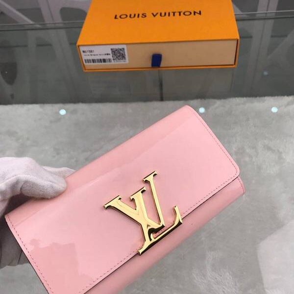 a貨lv長錢包路易威登M61581芭蕾粉海外特供（專櫃貨）此款鏡面小牛皮材質的優雅錢夾 xxqb10697