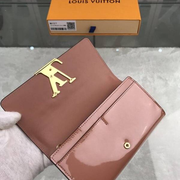 高仿精品lv長錢包路易威登M61317裸粉海外特供（專櫃貨）鏡面小牛皮材質的優雅錢夾xxqb10700