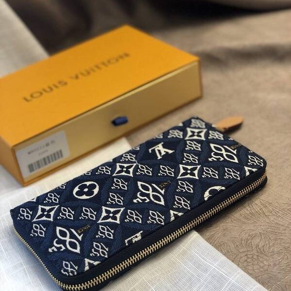 高仿包lv長錢包,拉鏈錢包路易威登M80212 SINCE 1854 ZIPPY WALLET Zippy錢包的簽名圖案 提花紡織xxqb10739