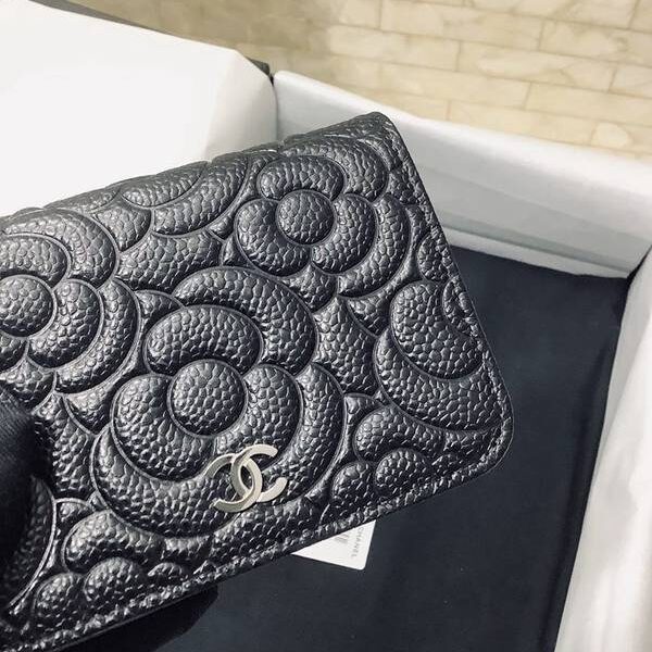 高仿chanel挎包Chanel 山茶花 belt bag 20新品 限量款 山茶花球紋牛皮 腰包 挎包 1770xxqb10921