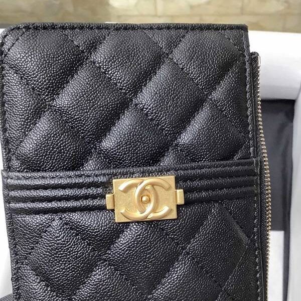 高仿包包批發chanel手機包挎包chanel 2020新品 經典款進口羊皮和球紋菱格紋雙C Boy手機包 卡包 1482xxqb10931