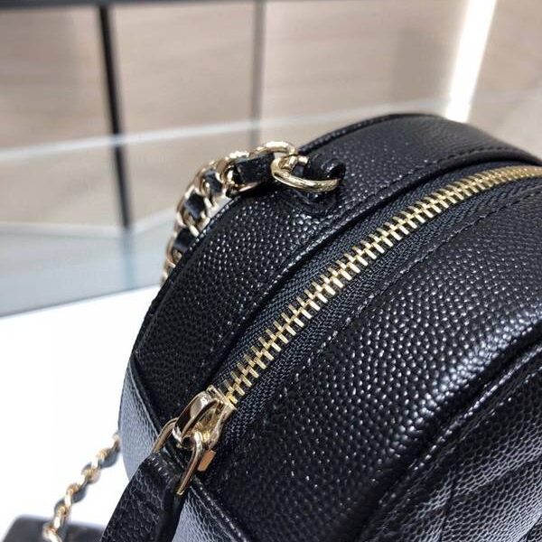 頂級高仿chanel挎包chanel 2020秋冬款圓餅鏈條包 魚子醬牛皮 尺寸12cm AP1805Yxxqb10937