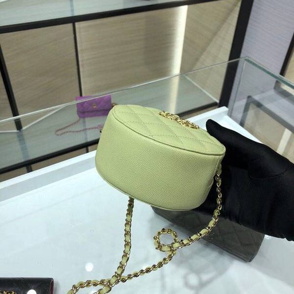 奢侈品a貨chanel挎包chanel 2020秋冬款圓餅鏈條包 魚子醬牛皮 尺寸12cm AP1805Yxxqb10938