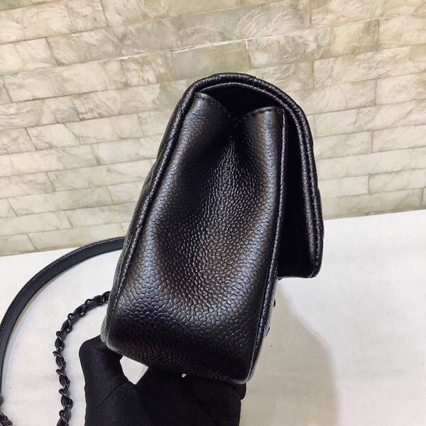 高仿精品批發chanel挎包chanel2020春夏Flap mini 魚子醬牛皮方胖子xxqb11076