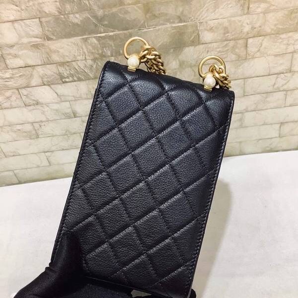 頂級1：1chanel手機包挎包chanel 2020新款限量款春款珍珠扣手機包牛皮菱格紋手機包相機包斜垮鏈條包 xxqb11082