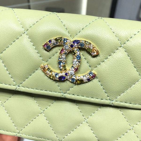 高仿名牌包chanel挎包chanel 2021新品 彩鑽woc mimi包 精緻的小羊皮 經典的菱格紋 AP1942Yxxqb11201