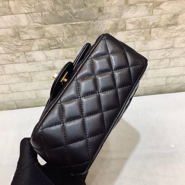 高仿原單chanel挎包chanel2020春夏新款 羊皮金屬球mini CF方胖子金珠可調節斜挎單肩包尺寸18cm 20cmx xqb11337