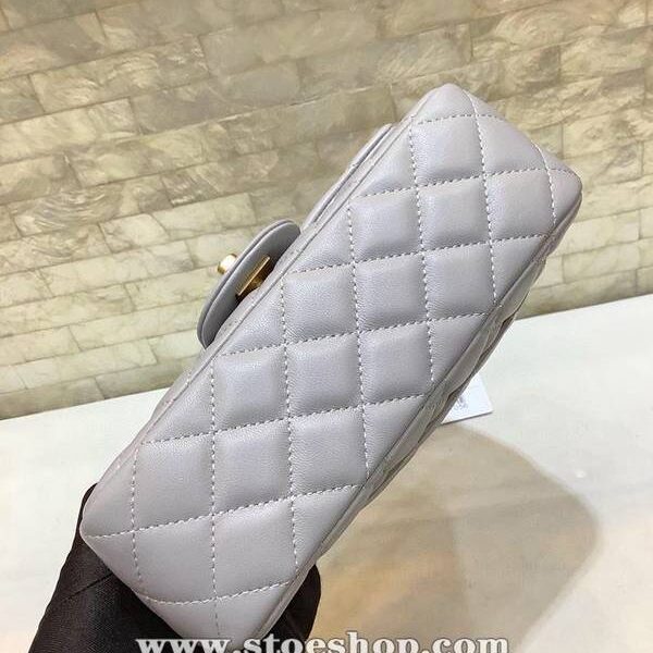高仿高仿包包批發chanel挎包chanel2020春夏新款 羊皮金屬球mini CF方胖子金珠可調節斜挎單肩包尺寸18cm 20cm xxqb11340