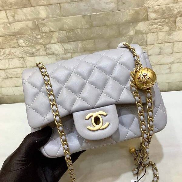 高仿chanel挎包chanel2020春夏新款 羊皮金屬球mini CF方胖子金珠可調節斜挎單肩包尺寸18cm 20cm xxqb11341
