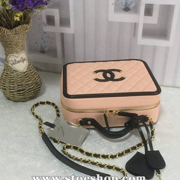 一比一的拆分開版chanel 93343化妝包立體感logo原廠魚子醬牛皮chb11021