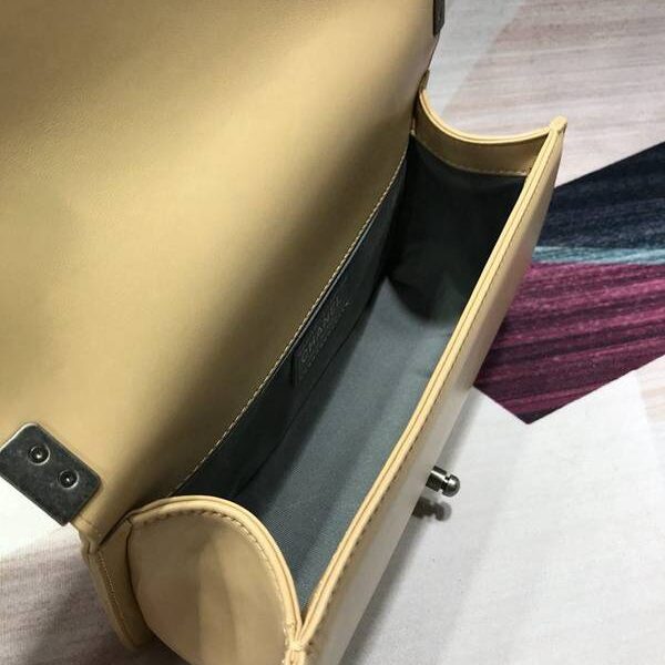 貨到付款A67086 BOY chanel口蓋包進口小羊皮chb11189