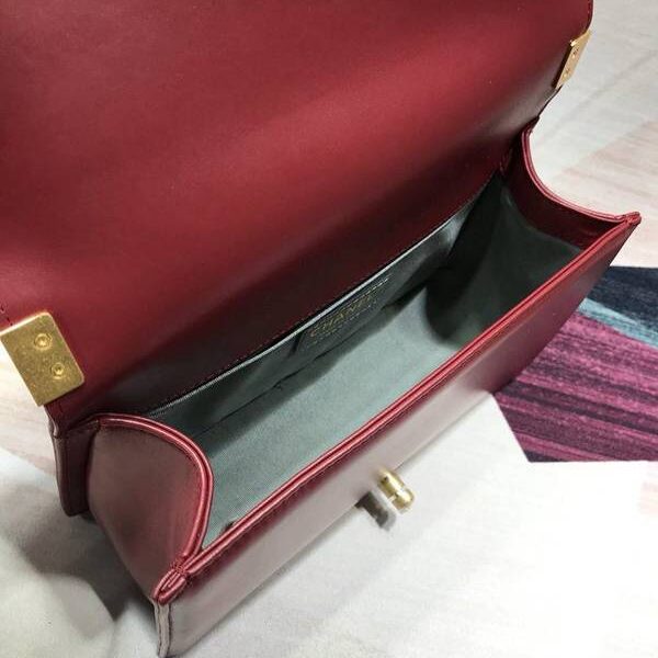 原单包包A67086 BOY chanel口蓋包進口小羊皮chb11190