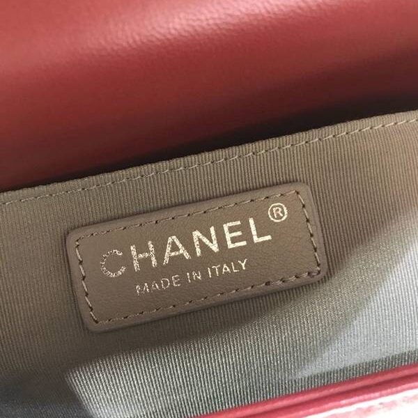 頂級高仿包包廠家直銷A67086 BOY chanel口蓋包進口小羊皮chb11191