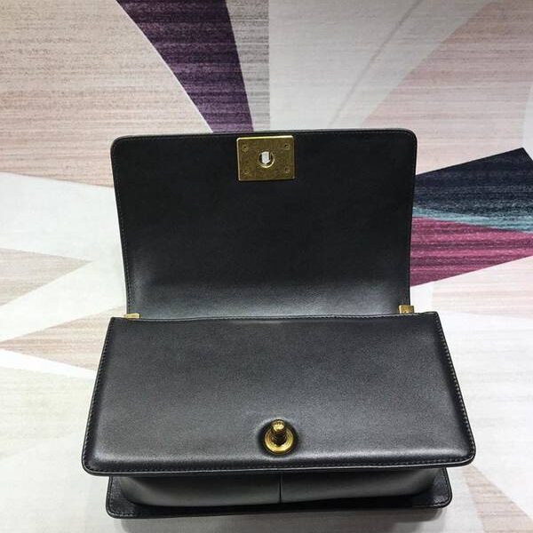 一比一精仿包包A67086 BOY chanel口蓋包進口小羊皮chb11198