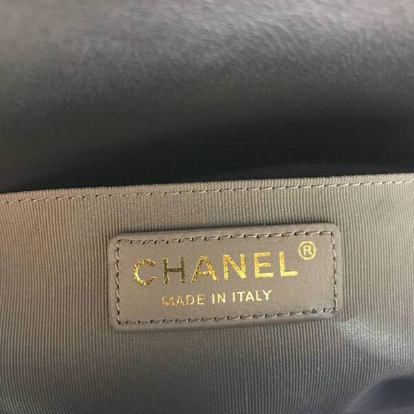 一比一精仿包包A67086 BOY chanel口蓋包進口小羊皮chb11198