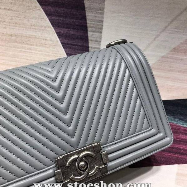 各種高仿奢侈品A67086 BOY chanel口蓋包進口小羊皮chb11201