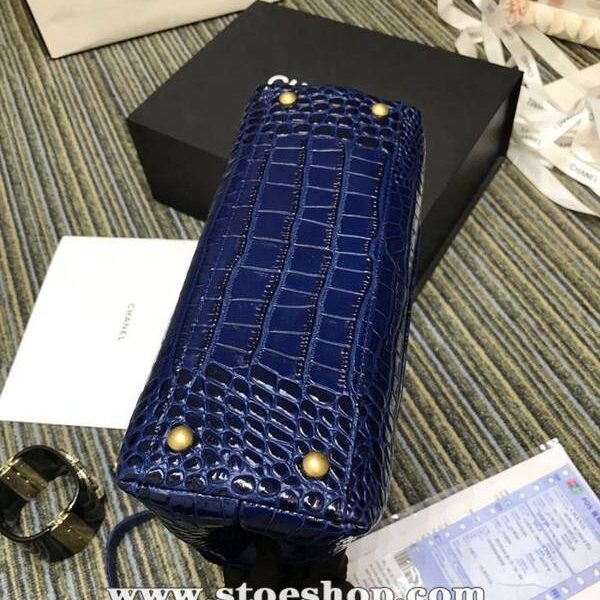 精品高仿chanel93050最新款cocohandle牛皮壓花鱷魚紋羊皮單肩斜挎鏈條包chb11253 14 精品高仿chanel93050最新款cocohandle牛皮壓花鱷魚紋羊皮單肩斜挎鏈條包chb11253