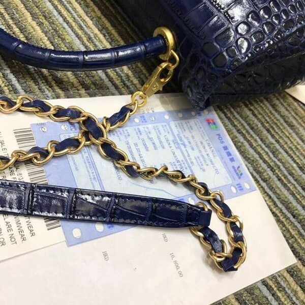 精品高仿chanel93050最新款cocohandle牛皮壓花鱷魚紋羊皮單肩斜挎鏈條包chb11253 15 精品高仿chanel93050最新款cocohandle牛皮壓花鱷魚紋羊皮單肩斜挎鏈條包chb11253