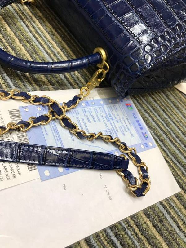 精品高仿chanel93050最新款cocohandle牛皮壓花鱷魚紋羊皮單肩斜挎鏈條包chb11253 7 精品高仿chanel93050最新款cocohandle牛皮壓花鱷魚紋羊皮單肩斜挎鏈條包chb11253