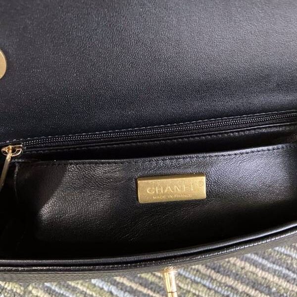高仿精品AS1786 chanel口蓋包蜥蜴壓紋小牛皮chb11312