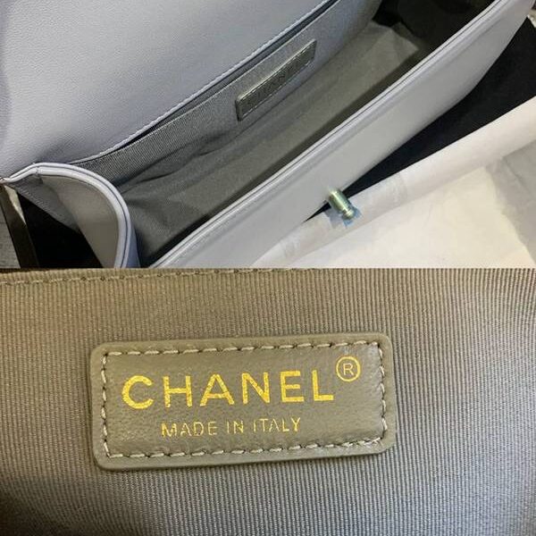 頂級1：1chanel2020年新款經典款加手提可斜跨羊皮與花金五金配件chb11450