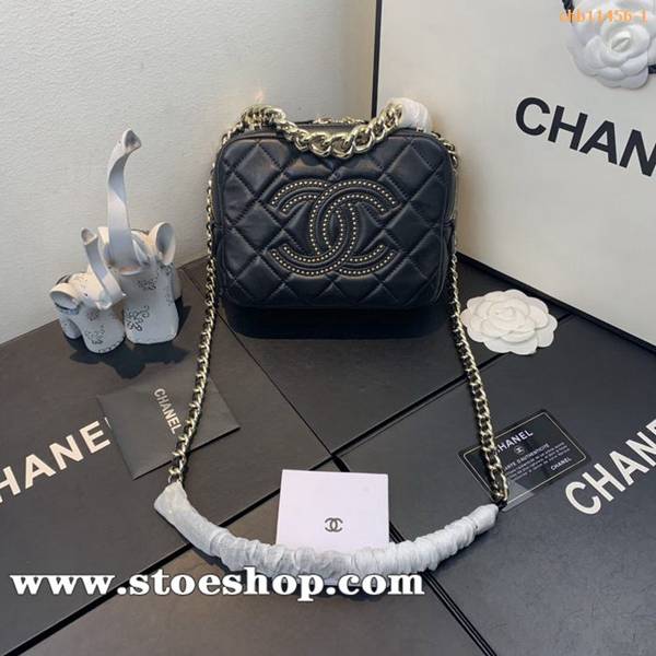 高仿名牌包chanel香奈兒2020新款AS1513 chanel最新羊皮鉚釘相機包chb11456 1 高仿名牌包chanel香奈兒2020新款AS1513 chanel最新羊皮鉚釘相機包chb11456