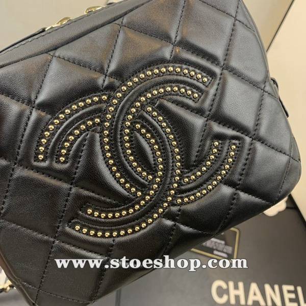 高仿名牌包chanel香奈兒2020新款AS1513 chanel最新羊皮鉚釘相機包chb11456 6 高仿名牌包chanel香奈兒2020新款AS1513 chanel最新羊皮鉚釘相機包chb11456
