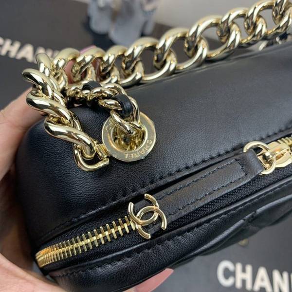 高仿名牌包chanel香奈兒2020新款AS1513 chanel最新羊皮鉚釘相機包chb11456 7 高仿名牌包chanel香奈兒2020新款AS1513 chanel最新羊皮鉚釘相機包chb11456