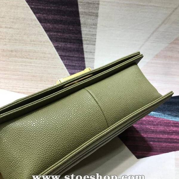 高仿包A67086 BOY chanel口蓋包顆粒壓花小牛皮chb11528