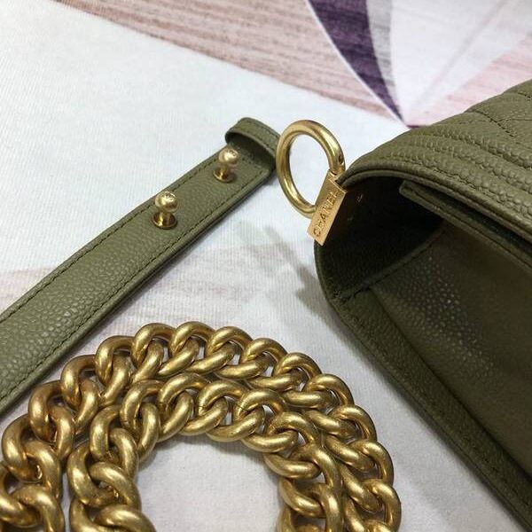 高仿包A67086 BOY chanel口蓋包顆粒壓花小牛皮chb11528
