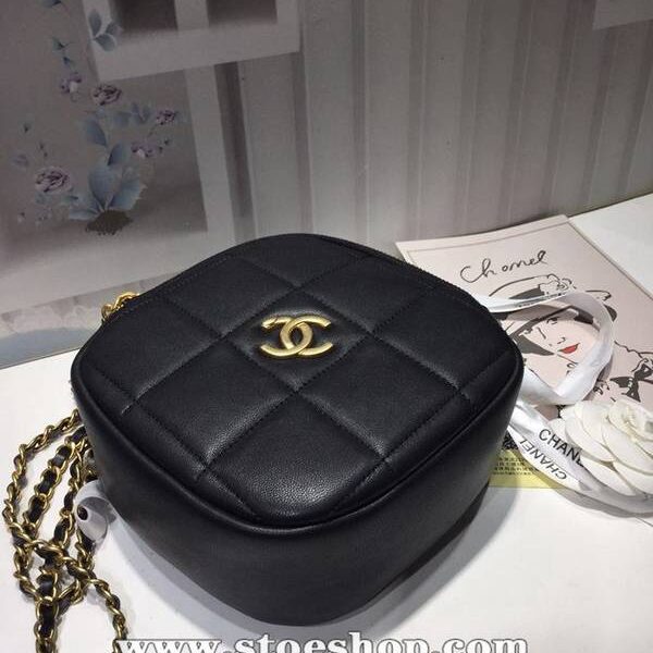 頂級高仿巴黎2020chanel 1秋冬季以馬術為主題絎縫方格紋包chb11907 11 頂級高仿巴黎2020chanel 1秋冬季以馬術為主題絎縫方格紋包chb11907