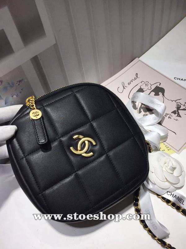 頂級高仿巴黎2020chanel 1秋冬季以馬術為主題絎縫方格紋包chb11907 6 頂級高仿巴黎2020chanel 1秋冬季以馬術為主題絎縫方格紋包chb11907