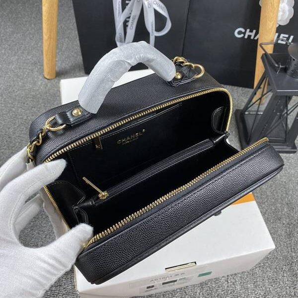高仿包chanel vanity case93342相機包 2019秋冬新款斜挎手提化妝包chb12026