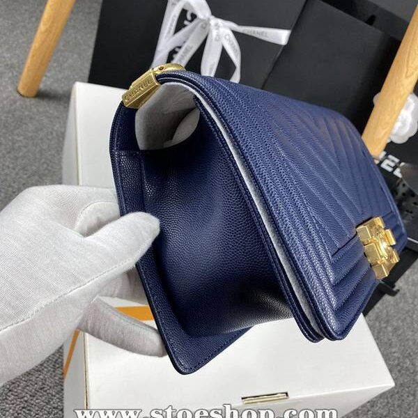 原單chanel 18秋冬爆款67086 leboy系列V格進口細球紋小牛皮chb12029